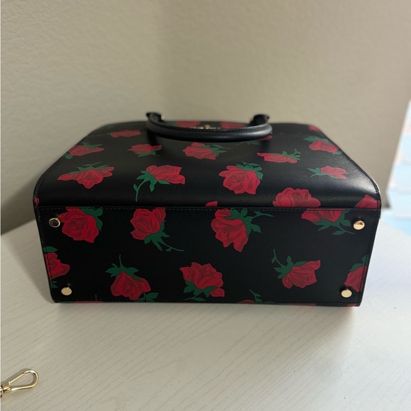 Kate spade rose toss satchel. - Picture 7 of 8